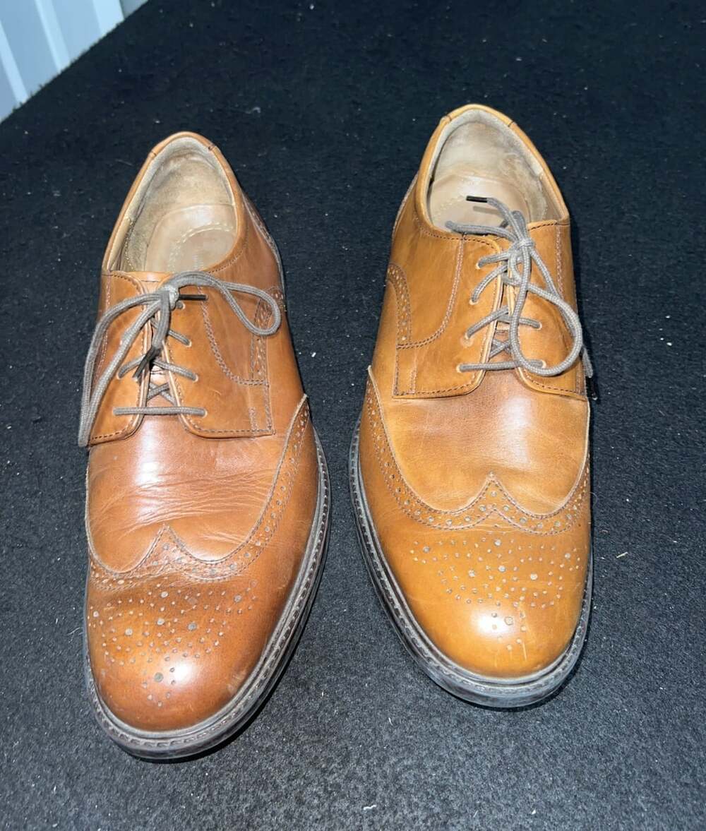 Men’s Johnston and Murphy Tan Wingtip Dress Shoe 12